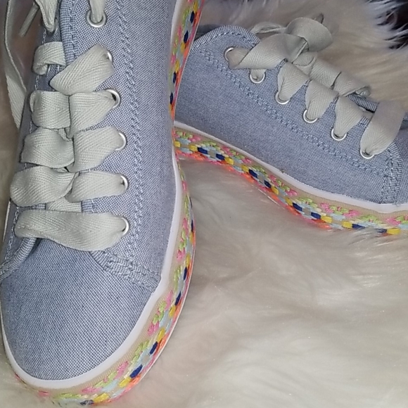 👣KEDS Triple Kick Platform Sneaker - Picture 2 of 16